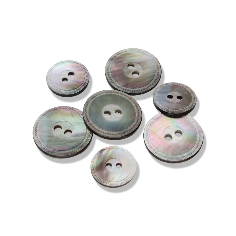 Mother of Pearl Button 26016